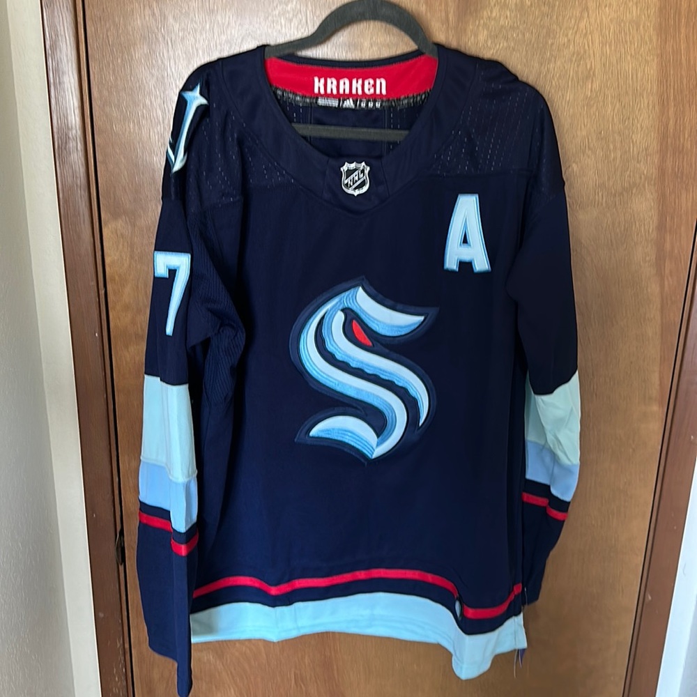 Seattle Kraken, Jordan Eberle Official Jersey Size 52 *NEW w/ Tags*